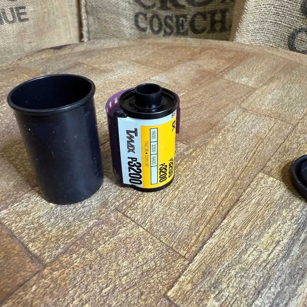 Kodak T-MAX P3200 TMZ-36 35mm B&W Film 36 Exp Expired Unused No Box